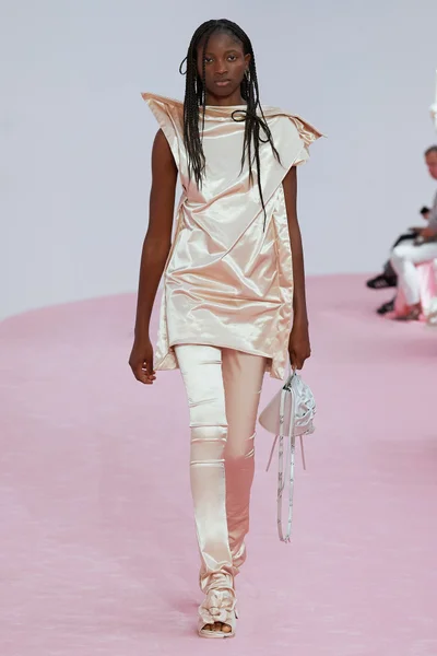 Look 36